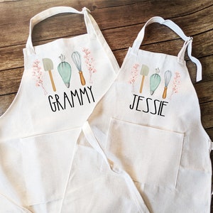 Personalized apron for kids Adult with Pocket | Mom daughter matching baking apron | kids birthday gift | Baking Apron |Custom Cooking Apron