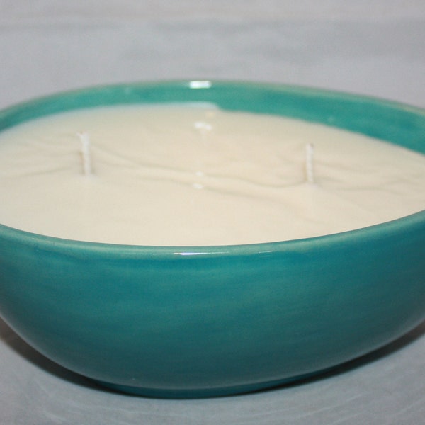 Ceramic Easter Egg Bowl Candle with 18 oz soy scented wax