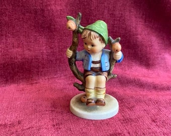 Figura vintage Hummel "Apple Tree Boy"