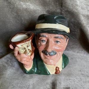 La tazza da collezione Royal Doulton