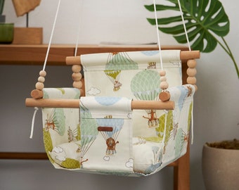 Tissu en coton naturel à motif montgolfière et balançoire en bois pour bébé