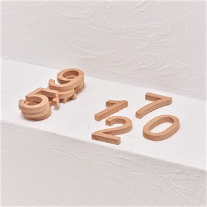Holz Zahlen Set 0-9 mit Math Symbole, Lernspielzeug Mathe Set (mit Karten)