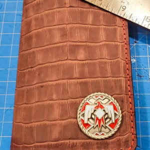 Gator En Relieve Cuero de Cuero Roper Cartera
