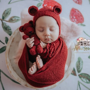 Knitted Newborn Photo Prop Set/ Handmade Knitted Toy bear/ Knitted baby props/ Newborn photography props/ Baby props image 2