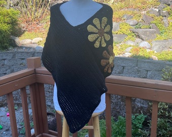 Crochet daisy poncho wrap, granny square poncho