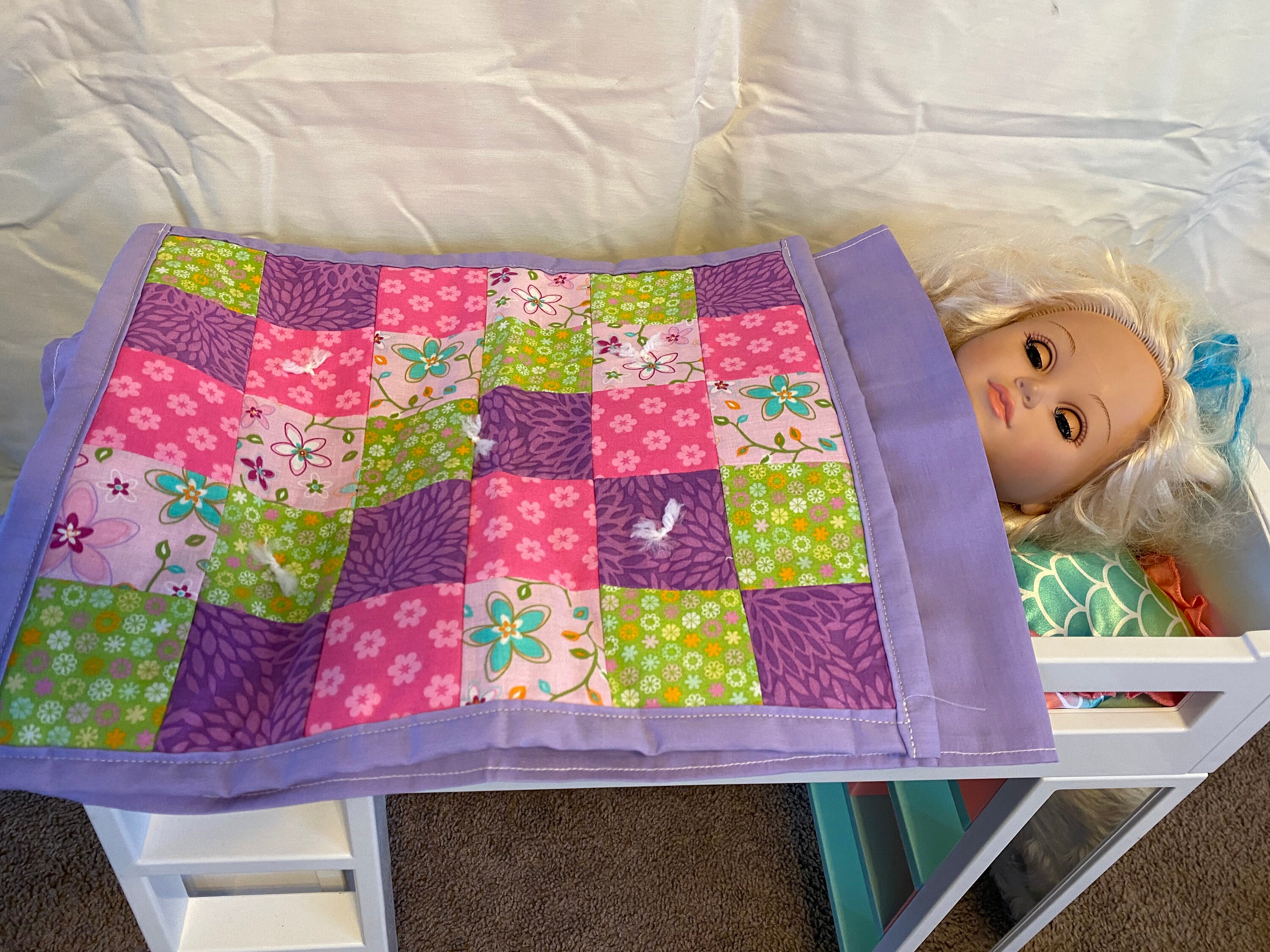 Baby doll online quilt