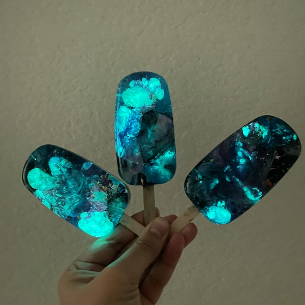 Resin Glow Galaxy Popsicle Pop Art