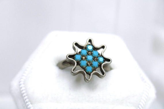 Vintage Flower Turquoise Sterling Silver (TESTED) Ring Adjustable