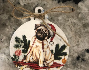 レーザー刻印入りパグのクリスマスオーナメント - バーチウッド製 犬