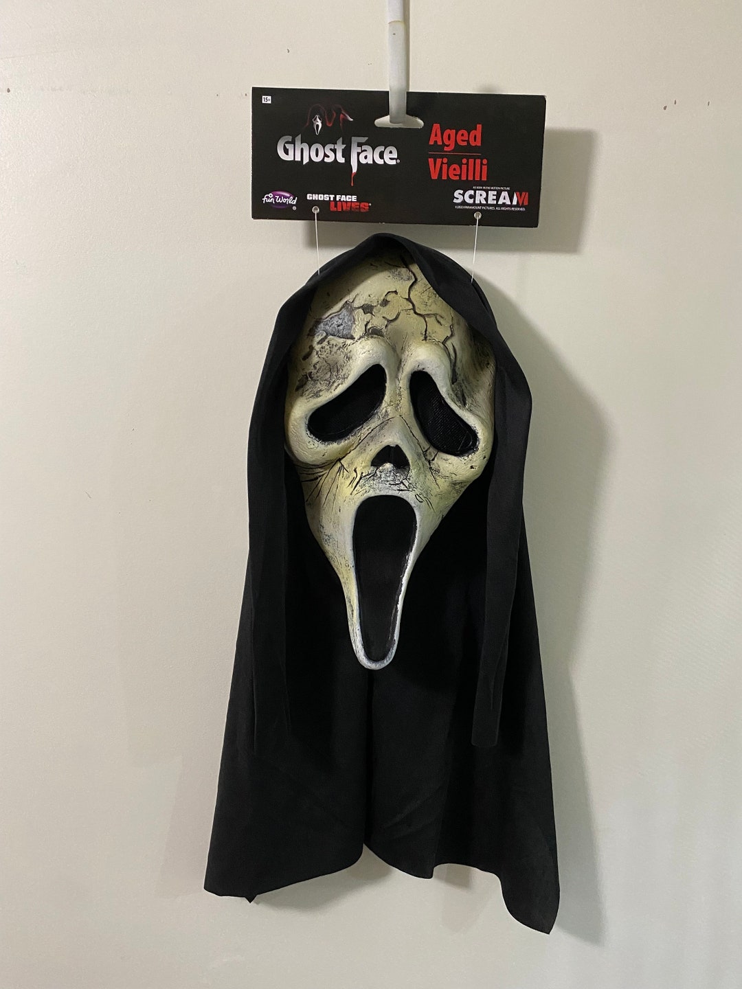EWA-Ghostface/ Scream - 8x10 – Ghoulish Mortals