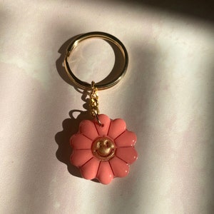 Polymer Clay Keychain | Flower Keychain | Smiling Flower | Smiley Face | Retro Flower