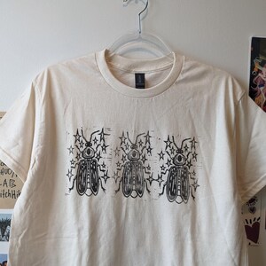 Summer nights firefly print t-shirt | cute lightning bug summery top |