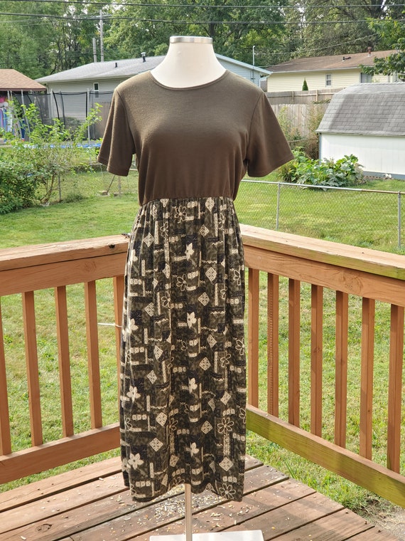 Size LARGE Notations Clothing Co Olive Green Dress
