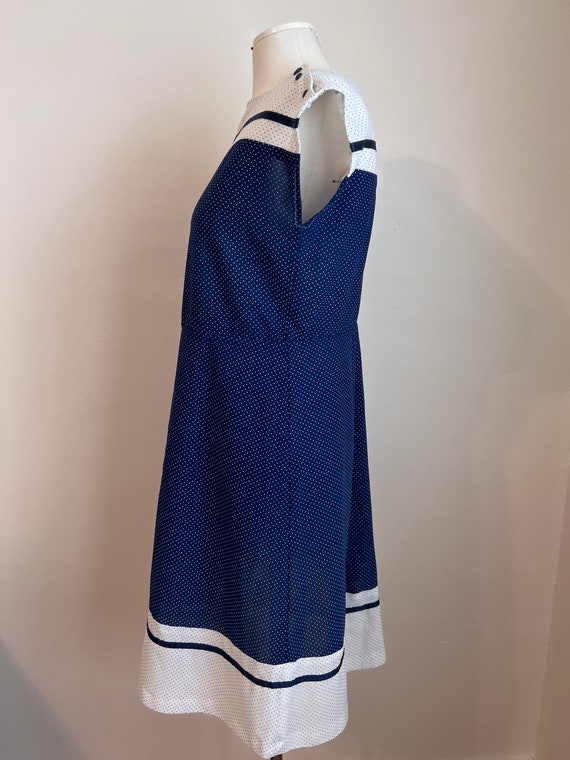 70s size S Navy and White Polkadot Dress - image 5