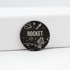 Médaille pour astronaute pour animal de compagnie | Médaille pour chat personnalisée | Médaille pour chat de l'espace | Médaille pour chien à personnaliser | Médaille pour animal de compagnie planètes lune | Médaille pour collier de chien | Médaille pour chien