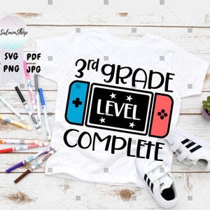 Derde leerjaar niveau voltooien SVG PNG Jpg Png, 3e leerjaar afstuderen svg, videogame svg, basisschool Svg, digitale download gesneden bestand voor Cricut