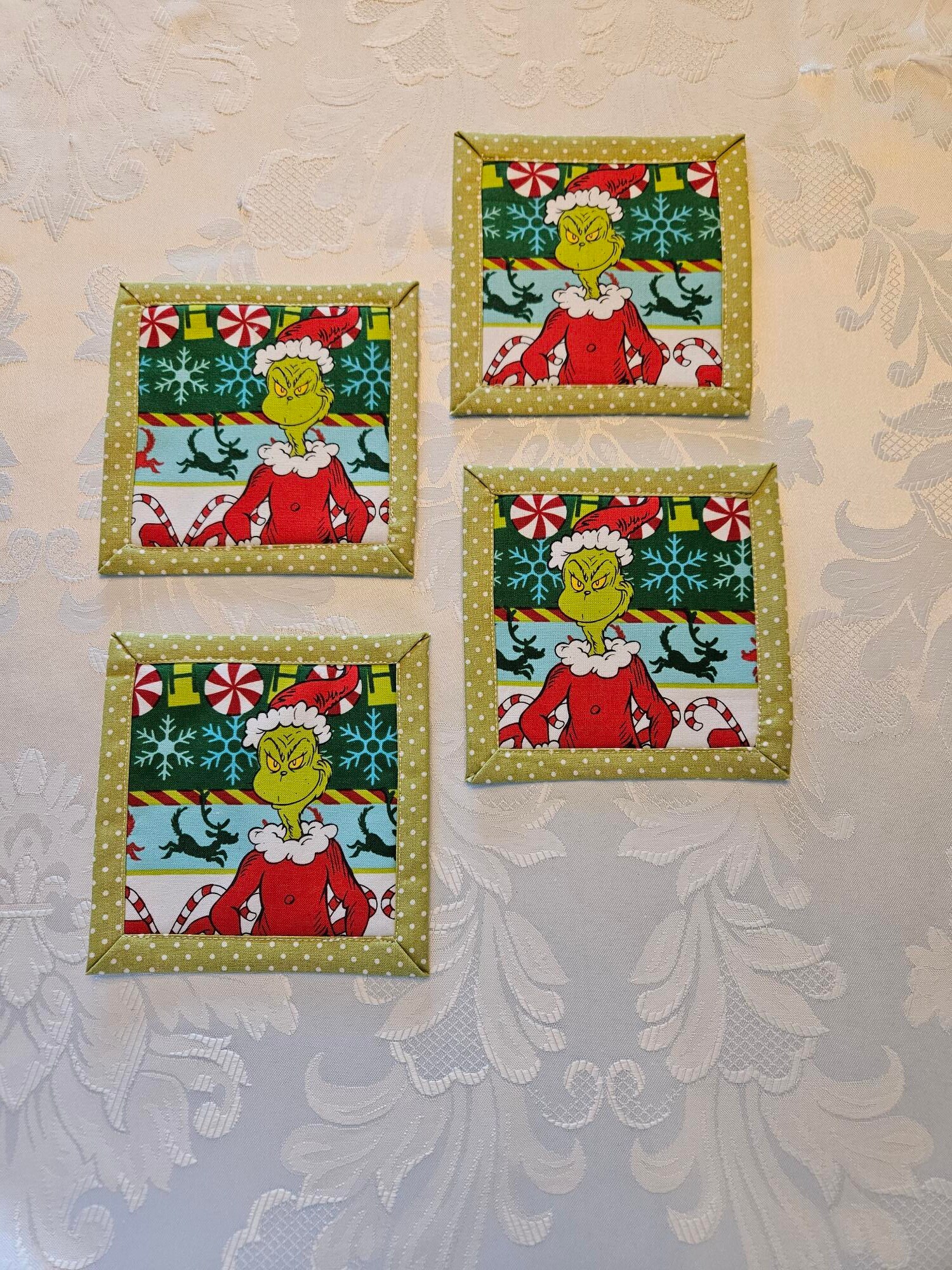 Set of 12 Pieces, Lightly Quilted, 4 Each Reversible Christmas Grinch