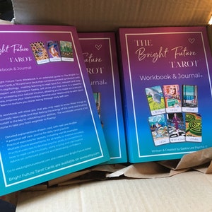 Bright Future Tarot Workbook and Journal - un compagno di 250 pagine A5 dei Tarocchi del Futuro Brillante