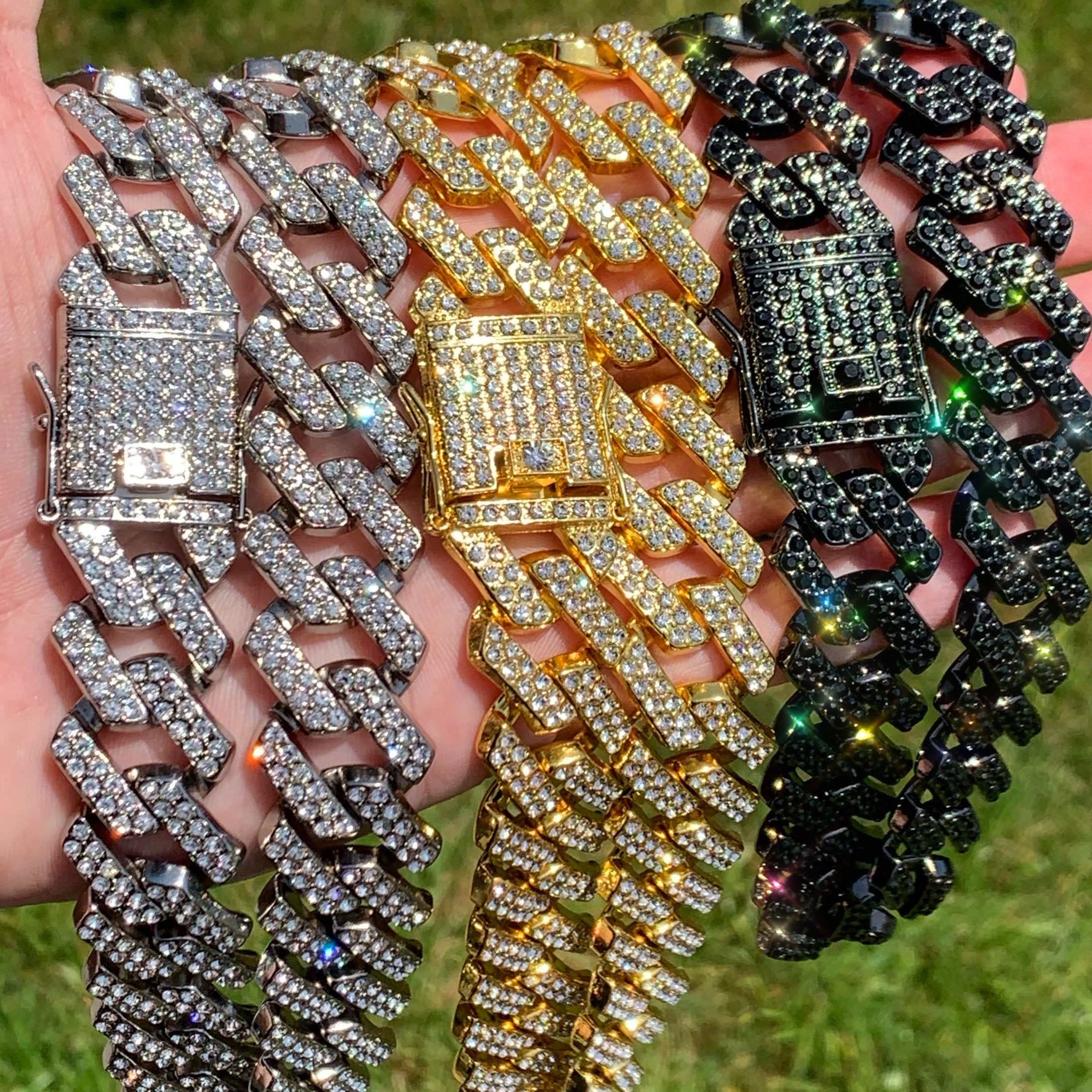 Iced Out Cuban Link Chain 19mm Cuban 