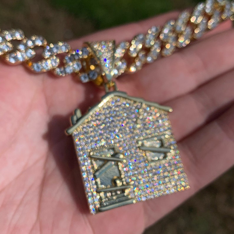 Trap house necklace Clearance