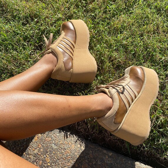 SOLD Vintage 90s platform lace up sneakers
