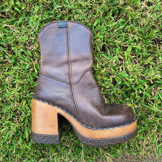 Vintage 90s London Underground Sonax platform boot