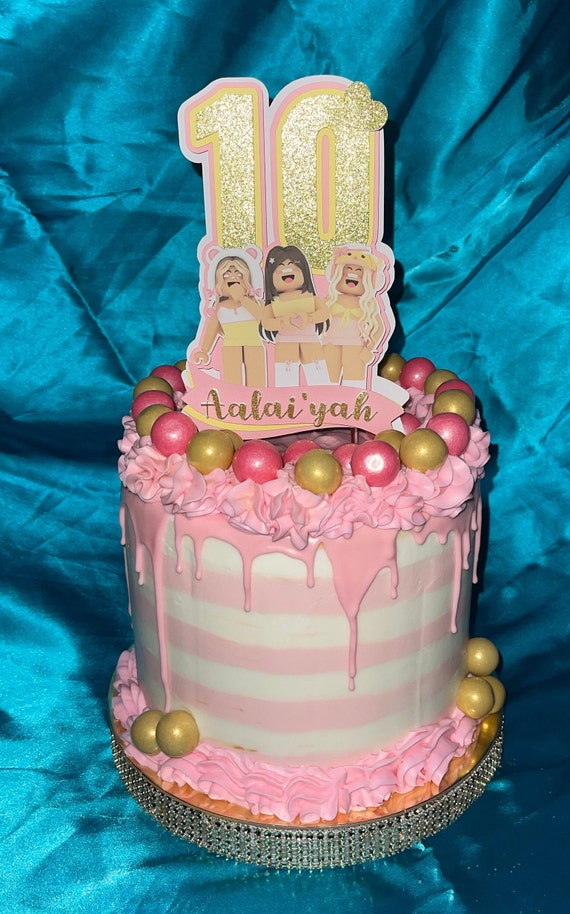 Roblox pink cake! #robloxcake - Wooden Bakery - Lebanon