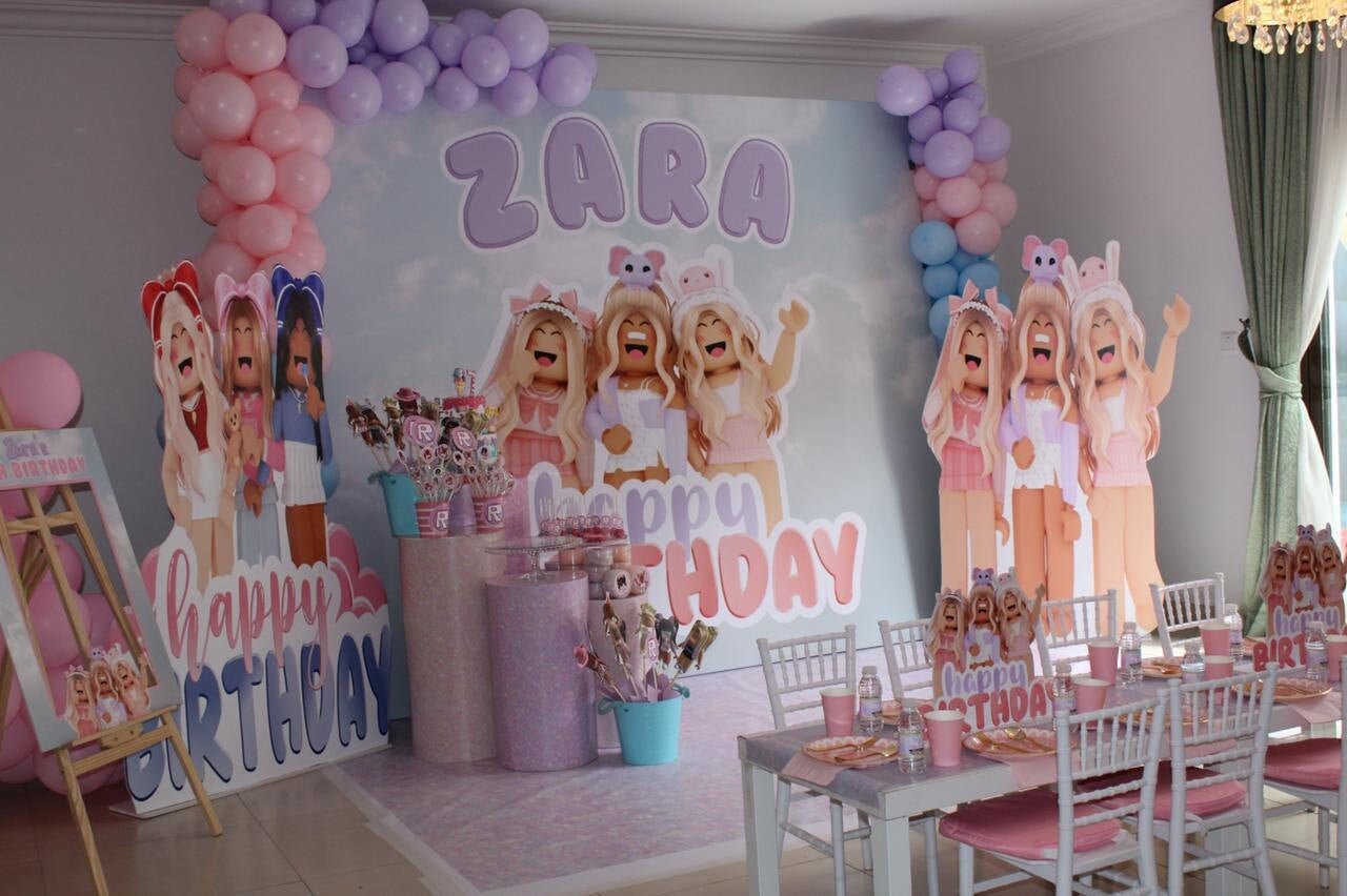 Personalize/ Fully Customizable Girl Roblox Birthday Digital Etsy