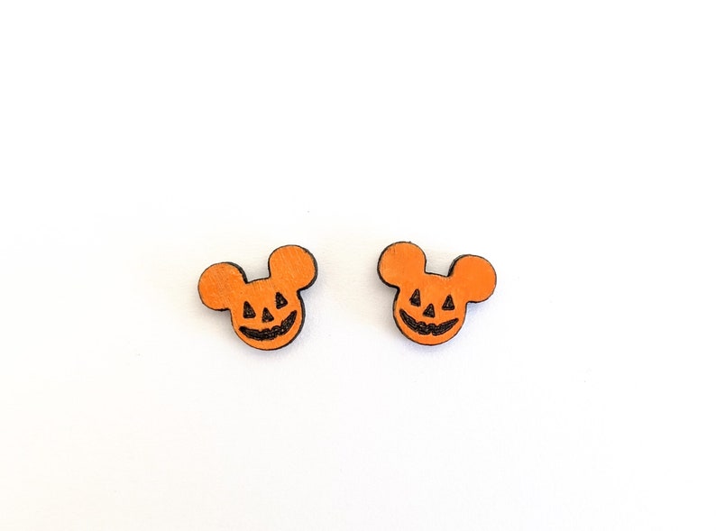 Hand painted Mickey mouse head pumpkin