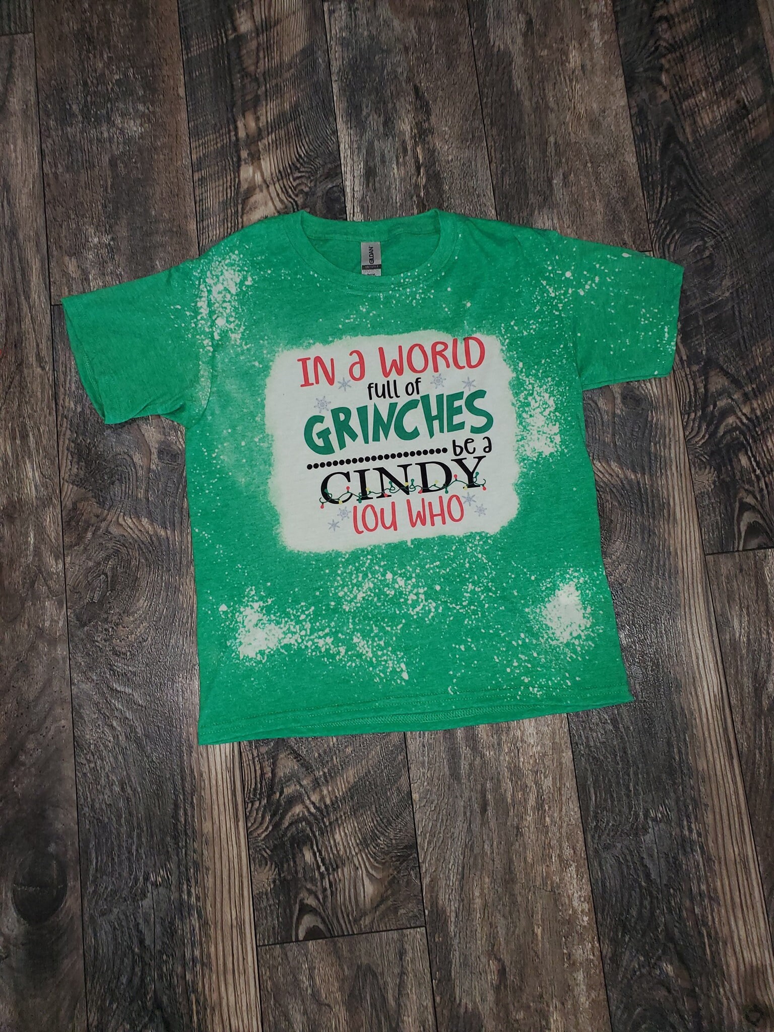 Youth Grinch Tee / Grinch / Cindy Lou 