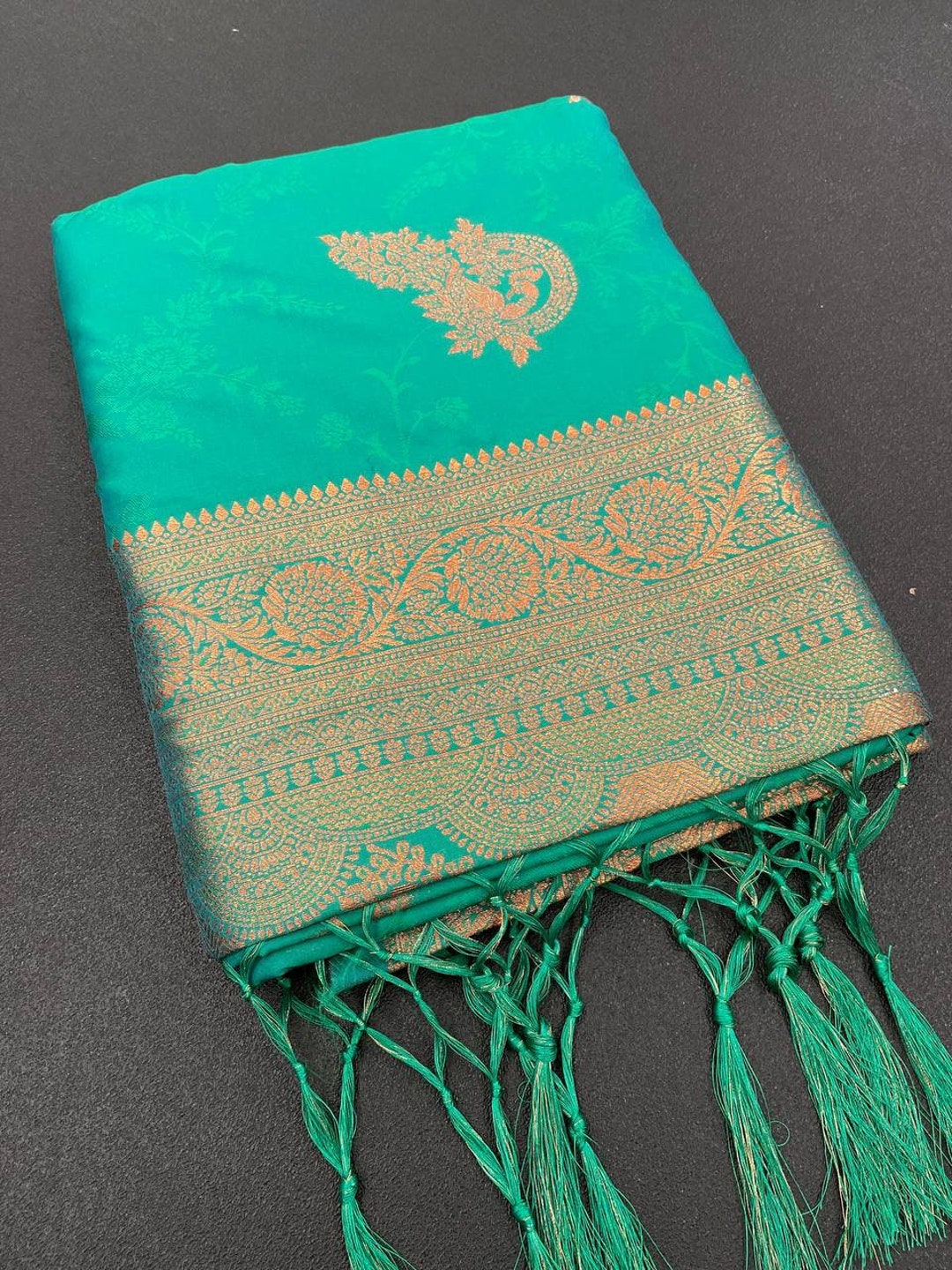 Rama Green Color Pure Copper Zari Weaving Work Saree With Unstitched ...