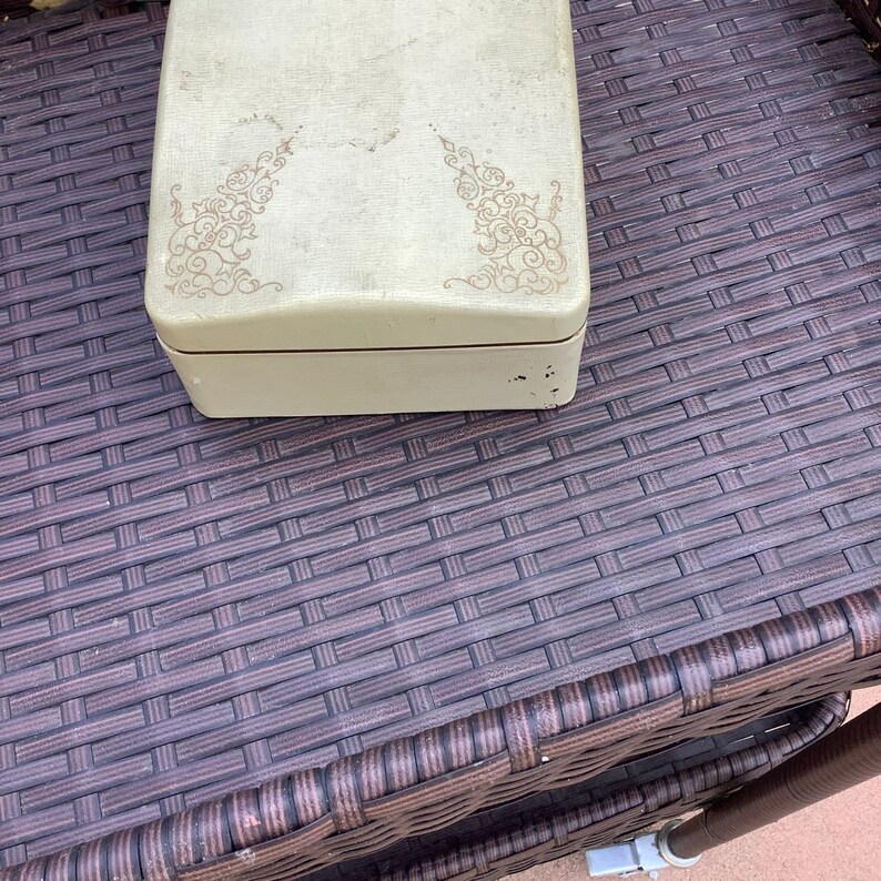 Vintage Jewelry Box
