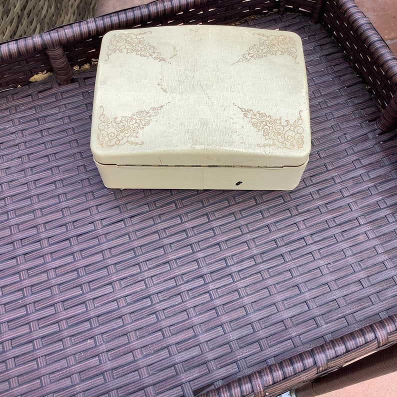 Vintage Jewelry Box