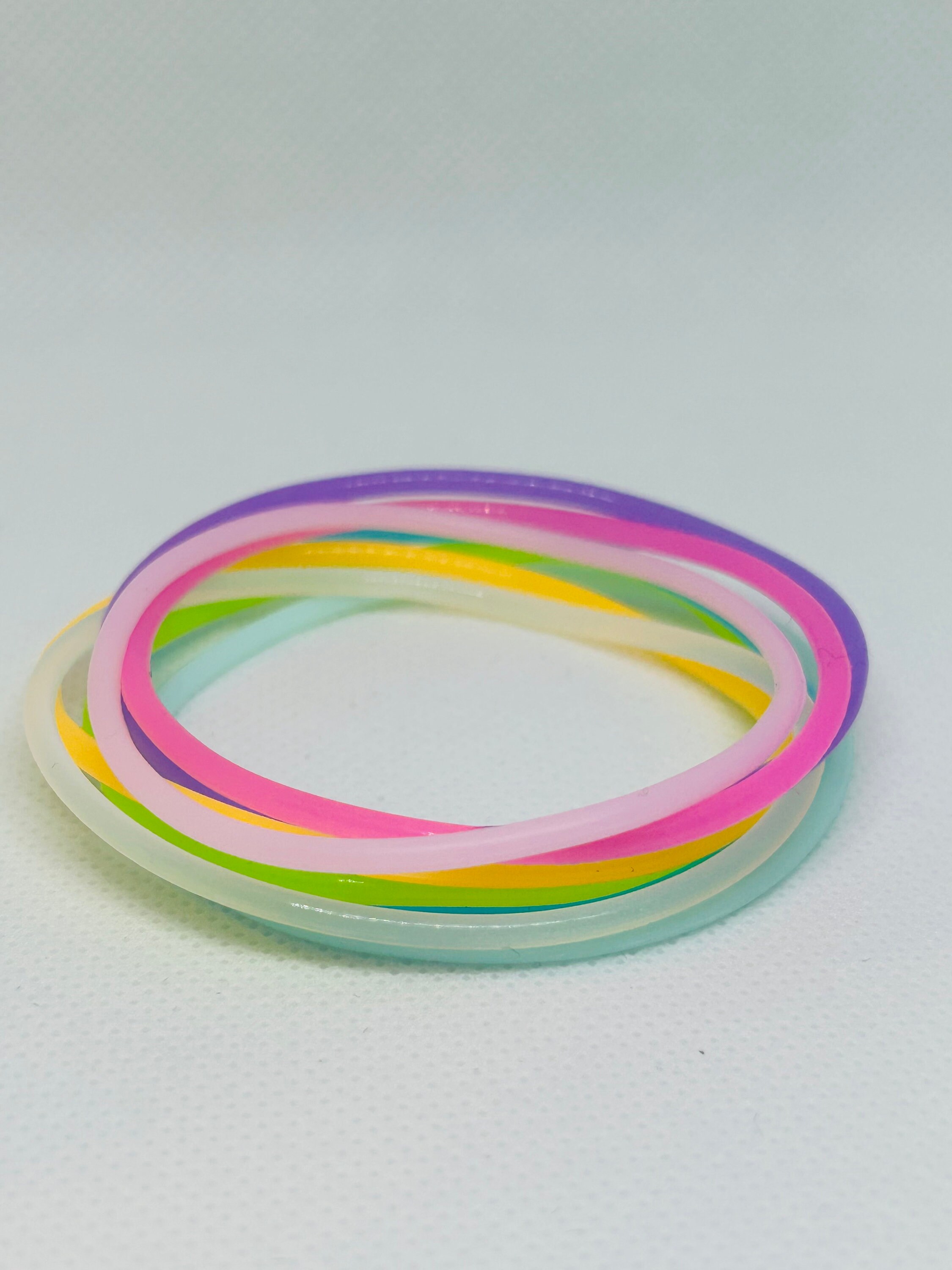 Glow in Dark Colored Silicone Wristbands Custom Size, Glow Rubber