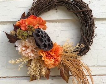 Corona floral de otoño: decoración otoñal para puertas con estilo cottagecore