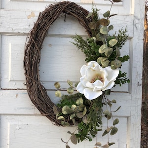 Winter Magnolia Wreath for Front Door,Oval Wreath for Winter, Magnolia Wreath, Christmas Wreath, Oval Magnolia Winter Wreath for Front Door