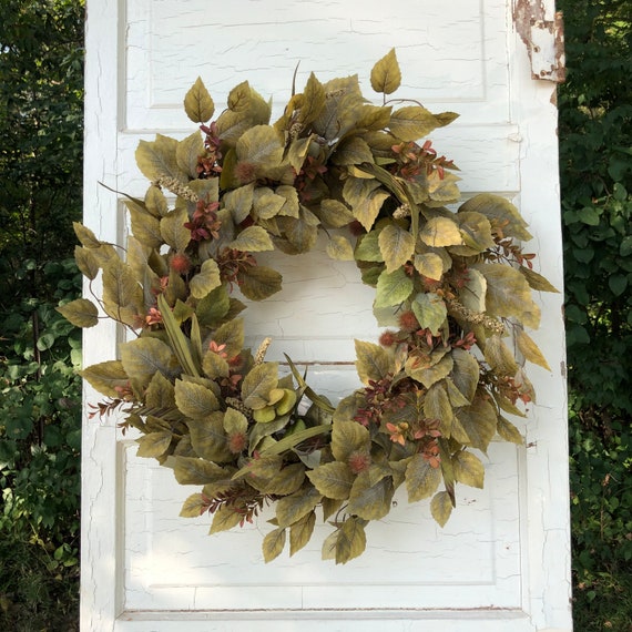 Fall Leaves Wreath: Farmhouse Autumn Door Decor