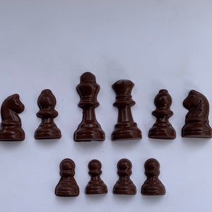 Craftymemorygifts 6 Piece Chess Piece Resin Mold Set,molds to Make