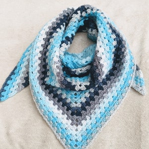 CROCHET PATTERN Crochet Triangle Shawl Pattern Aquamarine Joy Wrap Crochet Shawl PDF Download image 6