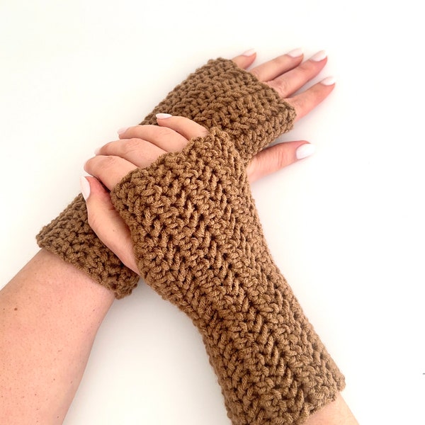 CROCHET PATTERN, Fingerless Gloves Pattern, Crochet Herringbone Gloves, Wrist Warmer Pattern, PDF