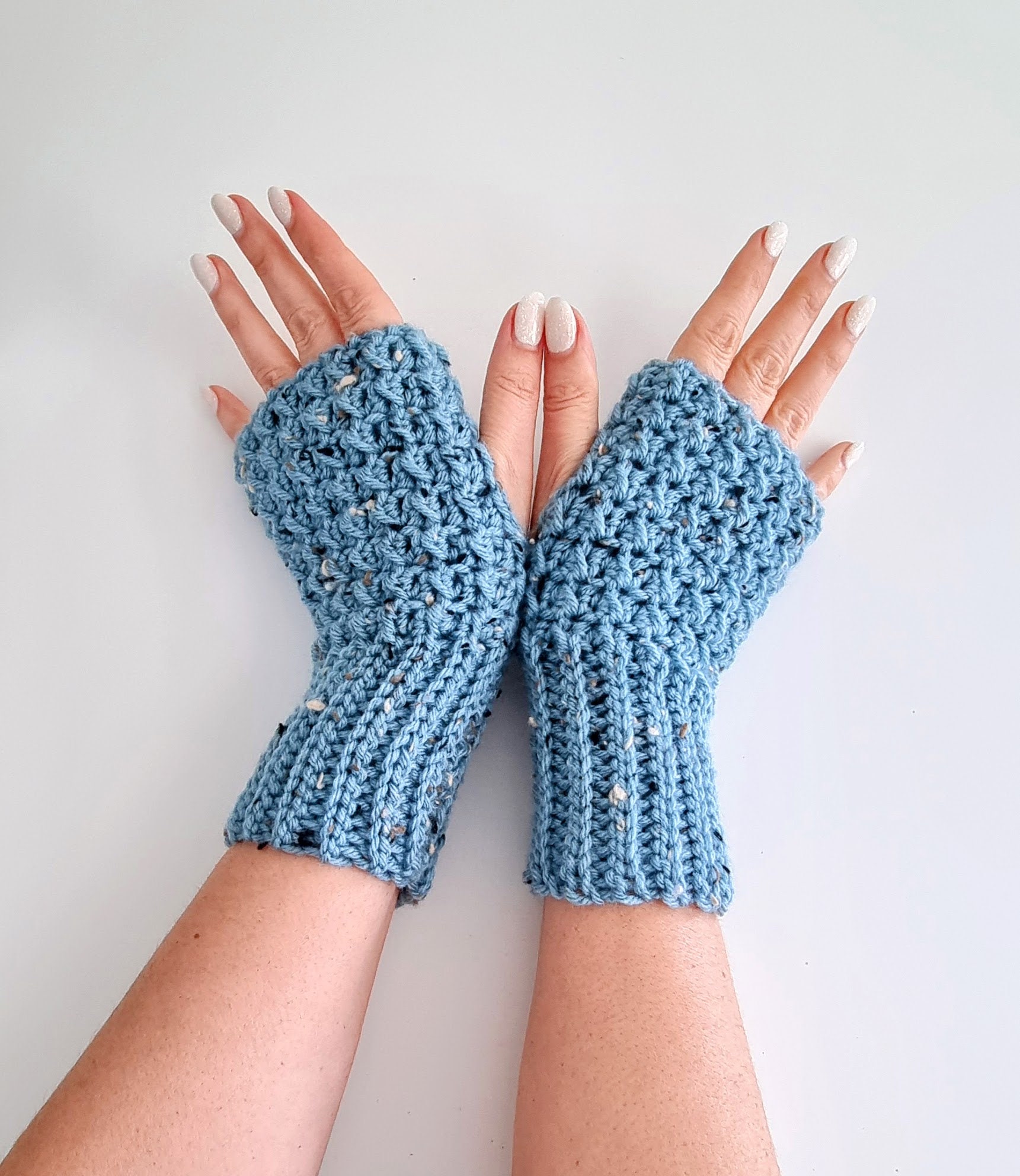 CROCHET PATTERN, Crochet Misty Fingerless Gloves, Wrist Warmers Pattern, Fingerless Mitts Pattern, PDF