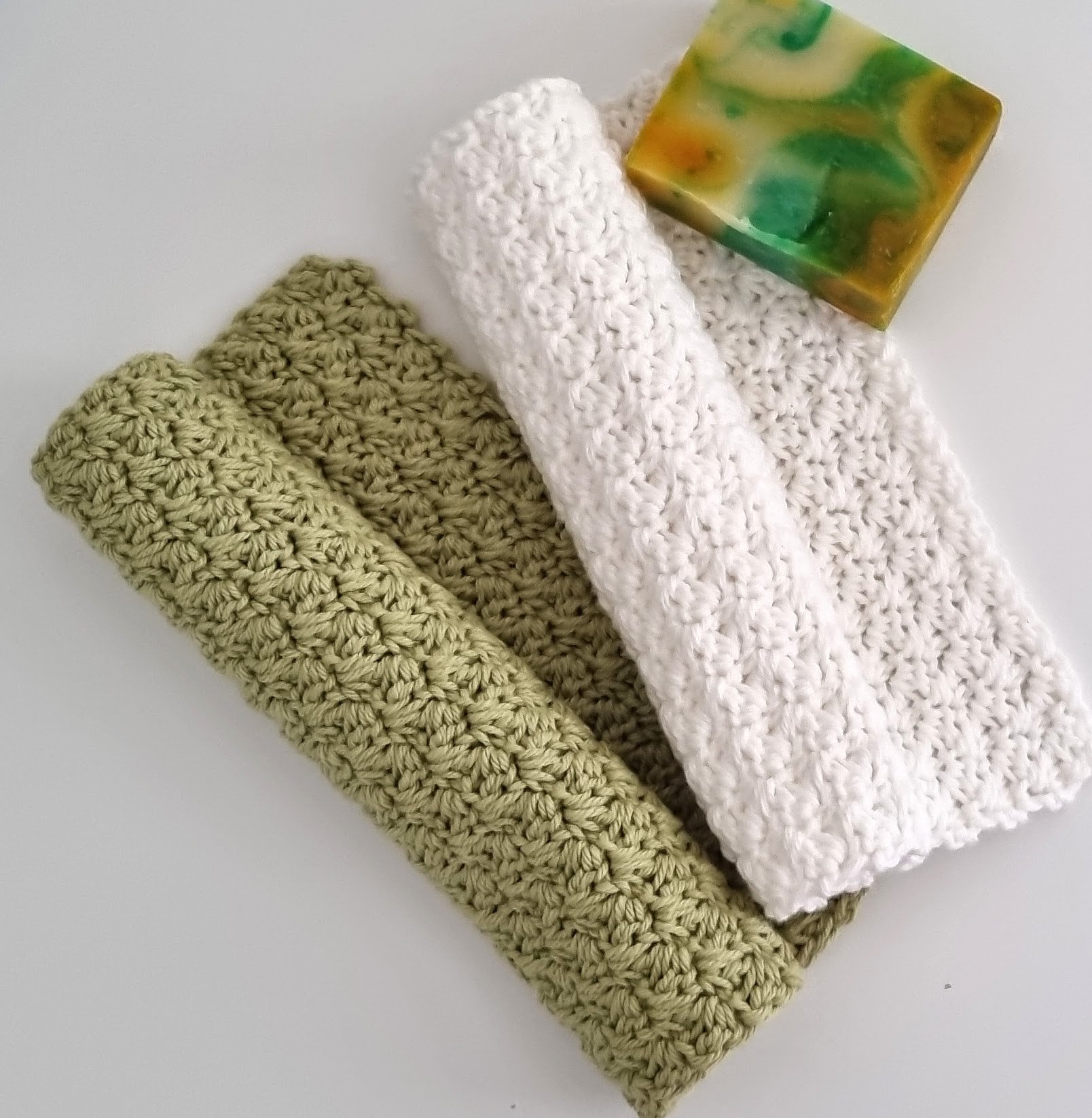 20 Modern Crochet Patterns for Your Wardrobe and Home 2 Crochet Washcloth Pattern Easy Washcloth