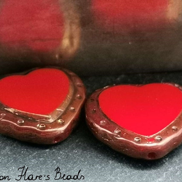 1 table taille COEUR 18 mm rouge corail opaque avec pendentif bronze perle focale PREMIUM