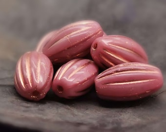 8 Czech MELON OLIVES 14 x 8 mm - fluted - Dusty Rose with red gold - CZ_1342