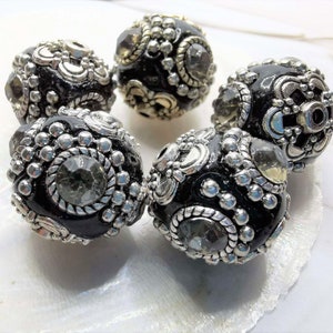 1, 2 or 4 Kashmiri beads - 20 mm - Hole 1.5 mm - Black and silver-colored - Handmade beads - Ethnic - PC_15