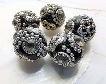 1, 2 or 4 Kashmiri beads - 20 mm - hole 1.5 mm - black and silver colored - handmade beads - ethnic - good quality