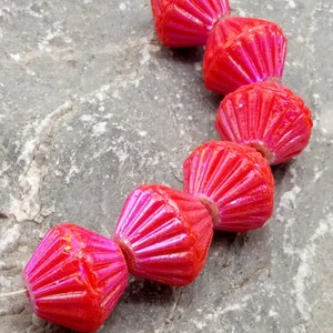 6 BAROQUE BICONES 11 mm - Bicone - Bohemian glass beads - grooved - Red AB - original Czech beads - pressed - Boho (CZ_149)