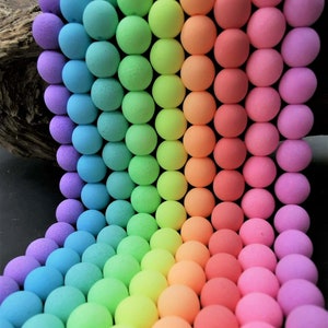 63 Böhmische EINHORN neon Pastell runde Glasperlen 8mm Matt gefrostet 9 Farben als PERLENSET Leuchtende Farben UV-aktiv Rar Bild 6