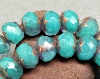 10 perles de verre tchèques 6 x 9 mm - rondelle polie au feu - opale vert aqua avec bronze - facettes - translucides - perles tchèques