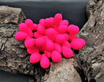 20 Gouttes Rose NEON 9 x 6 mm - Pear Tear Drop - Opaque Hot Pink - mat givré - Perles de verre Bohème - gouttes de verre - larmes - UV-ACTIVE - rare